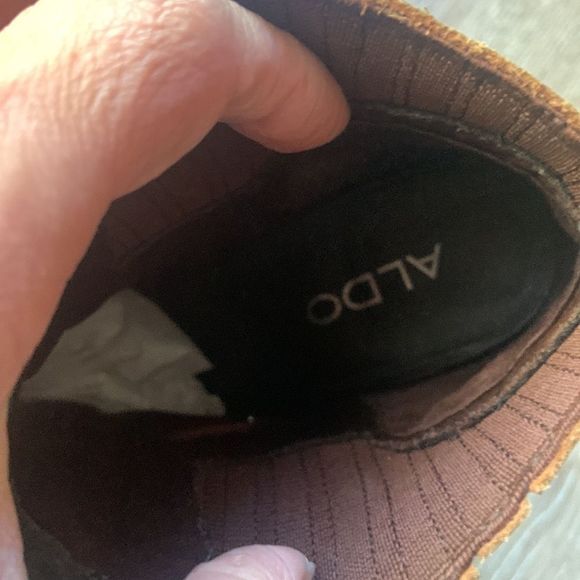 SOLD! Aldo pull on booties size 37 preloved ❤️ - Picture 10 of 16